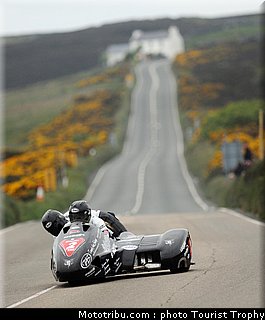 tourist_trophy_holden_winkle_2_2010.jpg