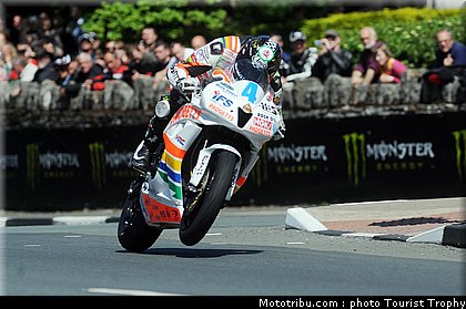 tourist_trophy_hutchinson_003_2010.jpeg