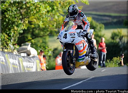 tourist_trophy_hutchinson_007_2010.jpg