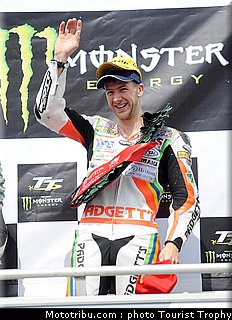 tourist_trophy_hutchinson_016_2010.jpg