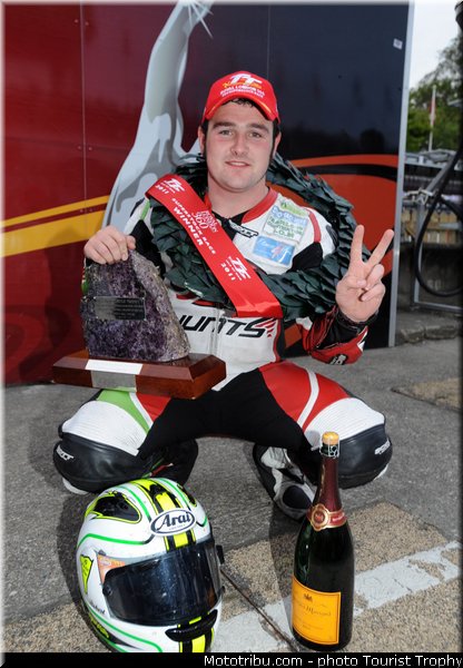 dunlop_005_tourist_trophy_2011