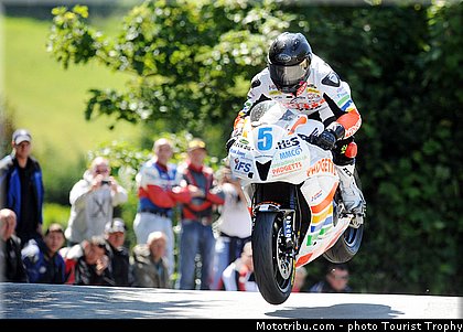 anstey_001_tourist_trophy_2011.jpeg