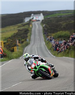 dunlop_004_tourist_trophy_2011.jpeg