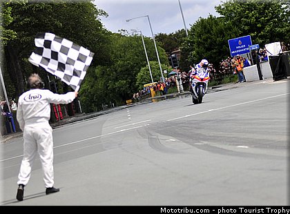 johnson_001_tourist_trophy_2011.jpeg