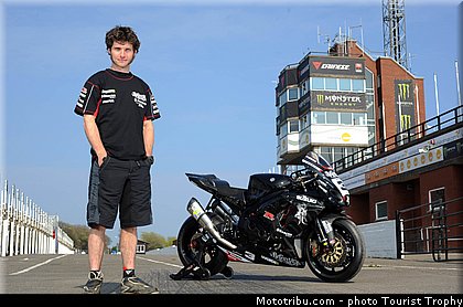 martin_003_tourist_trophy_2011.jpg