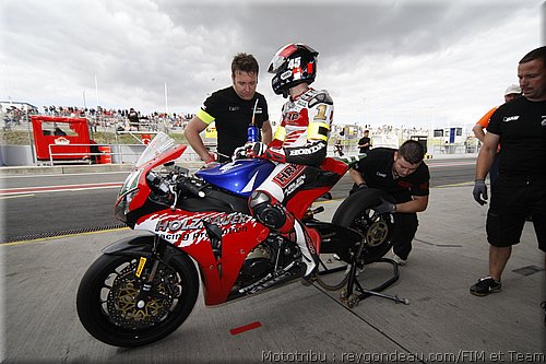 056-depart-bauer-pitstop.jpg