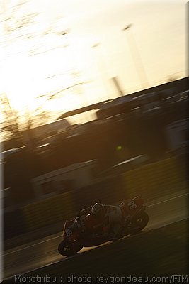 0097_nuit-bmw.JPG