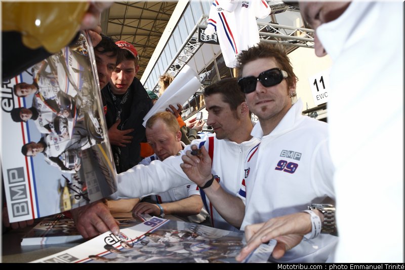 24h_mans_2010_stands_030