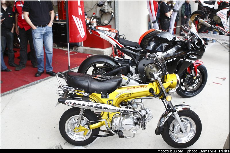 24h_mans_2010_stands_043