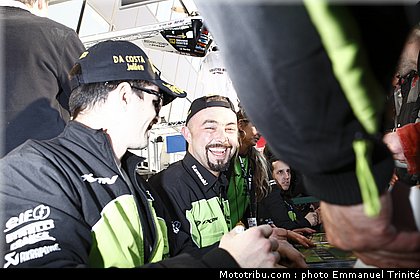 24h_mans_2010_stands_033.JPG