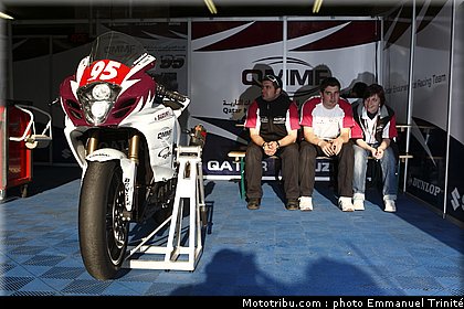24h_mans_2010_stands_038.JPG