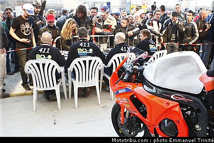 24h_mans_2010_stands_044.JPG