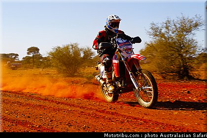 australasian_safari_smith_j_08_2010.jpg