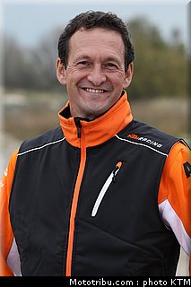 fahner_ktm_preparation_dakar_2012.jpg