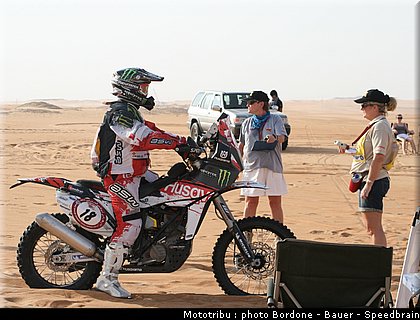 goncalves_18_rallye_2012_abu_dhabi_desert_challenge.jpg