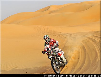 goncalves_23_rallye_2012_abu_dhabi_desert_challenge.jpg