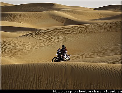 goncalves_24_rallye_2012_abu_dhabi_desert_challenge.jpg