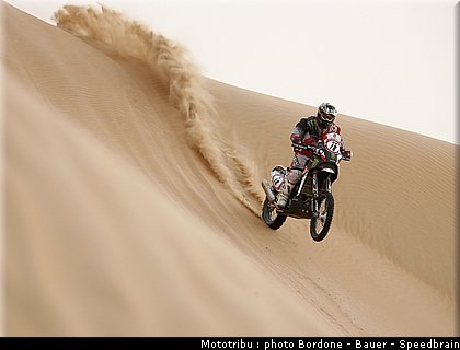 goncalves_36_rallye_2012_abu_dhabi_desert_challenge.jpg