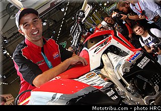 honda_team_hrc_rodrigues_07.jpg