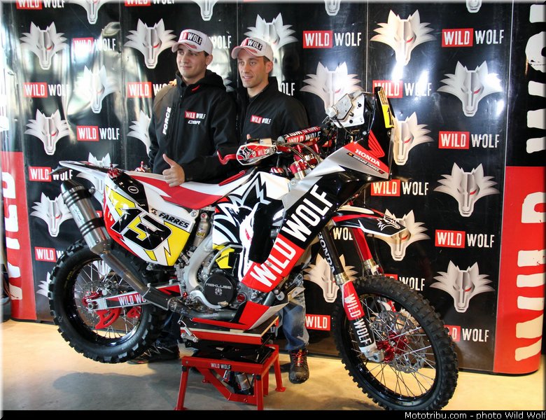 farres_team_wild_wolf_dakar_2013_3