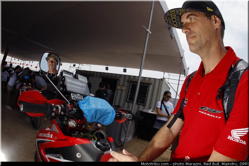 campbell_0061_dakar_2013