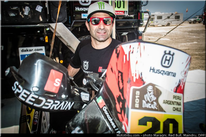 goncalves_0025_dakar_2013