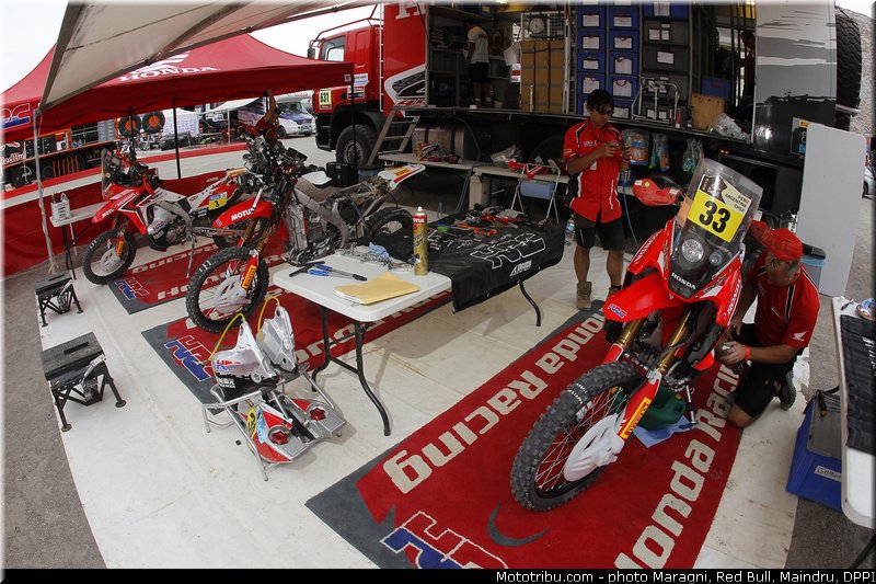 hrc_0001_dakar_2013