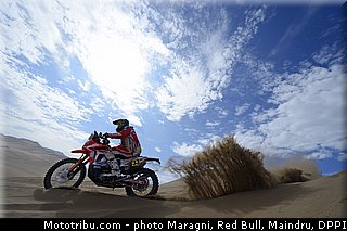 campbell_0005_dakar_2013.jpg