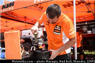 ktm_0019_dakar_2013.jpg
