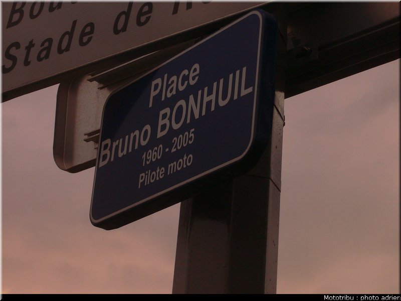 place_bonhuil_005
