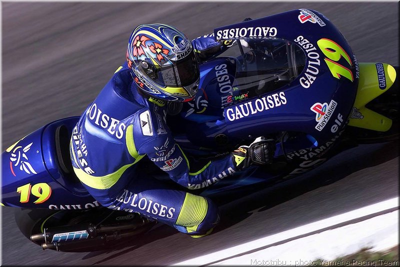 0050yamaha-jacque2001_04