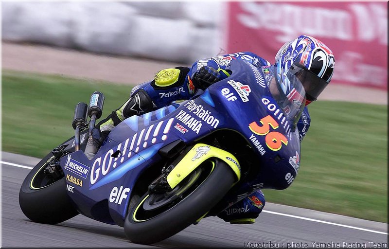 0081yamaha-nakano2001_09