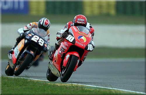 0035yamaha-cardoso2001.jpg