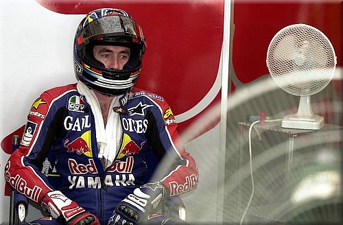 0058yamaha-mccoy2001_02.jpg