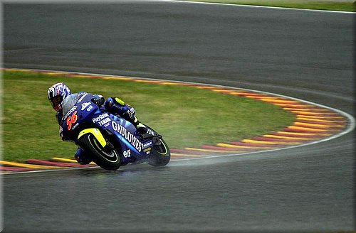 0090yamaha-nakano2001_18.jpg