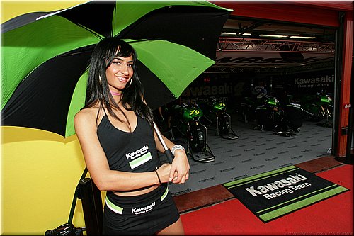 girls-motogp2007-0014.jpg