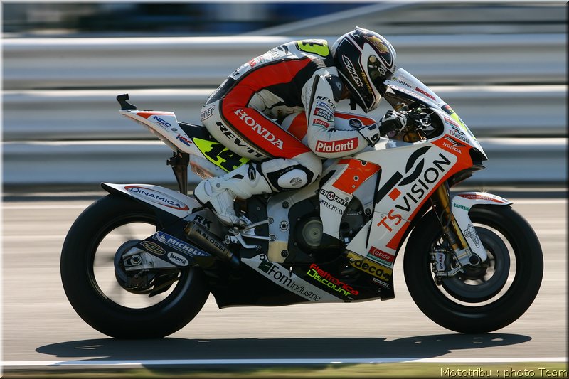 motogp-depuniet_4