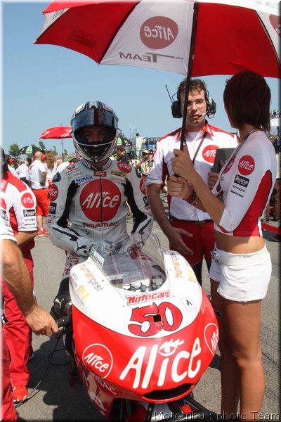 motogp-guintoli_9