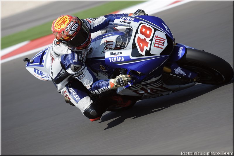 motogp-lorenzo_09