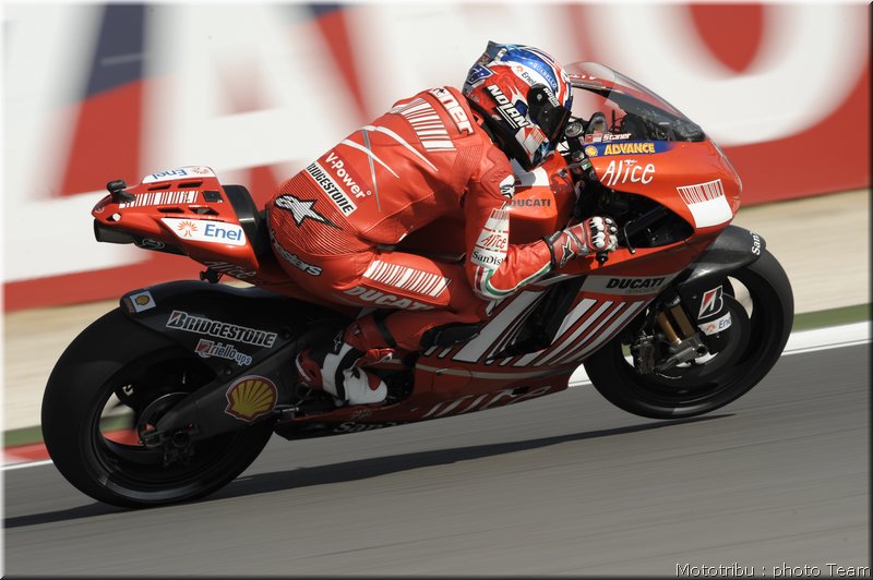 motogp-stoner_02
