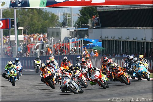 250-misano2008-001.jpg