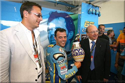 motogp-capirossi_19.jpg