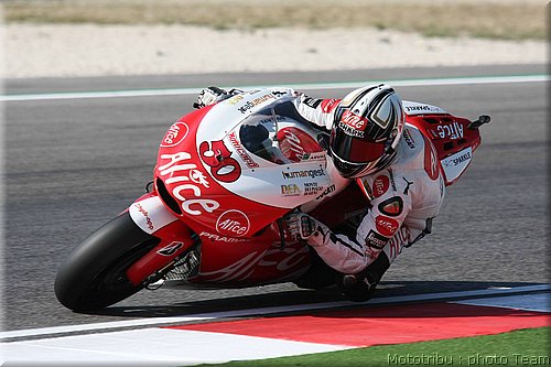 motogp-guintoli_3.jpg