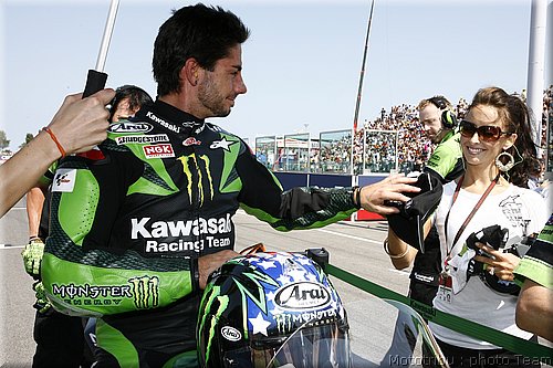 motogp-hopkins_6.jpg
