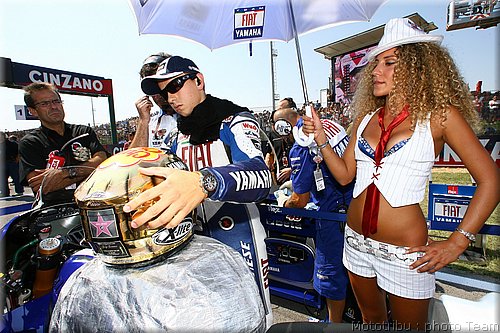 motogp-lorenzo_06.jpg