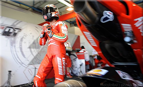 motogp-melandri_3.jpg
