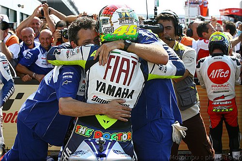 motogp-rossi_15.jpg