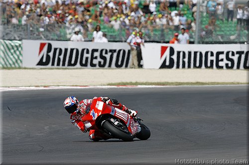 motogp-stoner_10.jpg