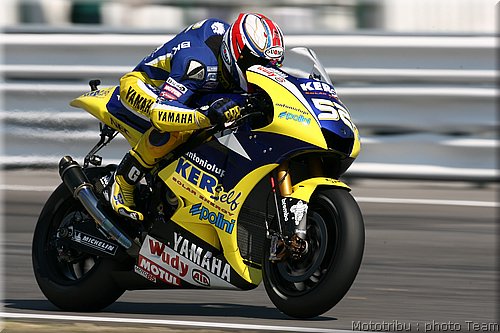 motogp-toseland_04.jpg