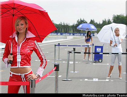 pitbabes_motogp_2008_0361.jpg